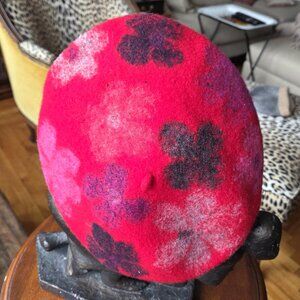 100% Wool Beautiful Italian Beret